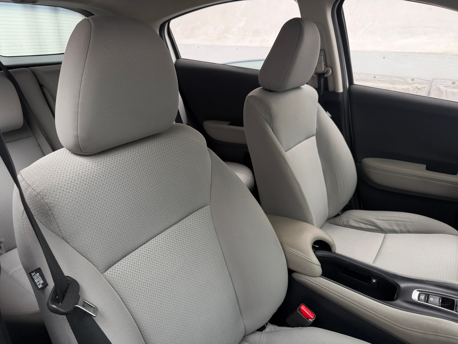 Thumbnail: 2022 Honda HR-V - 2