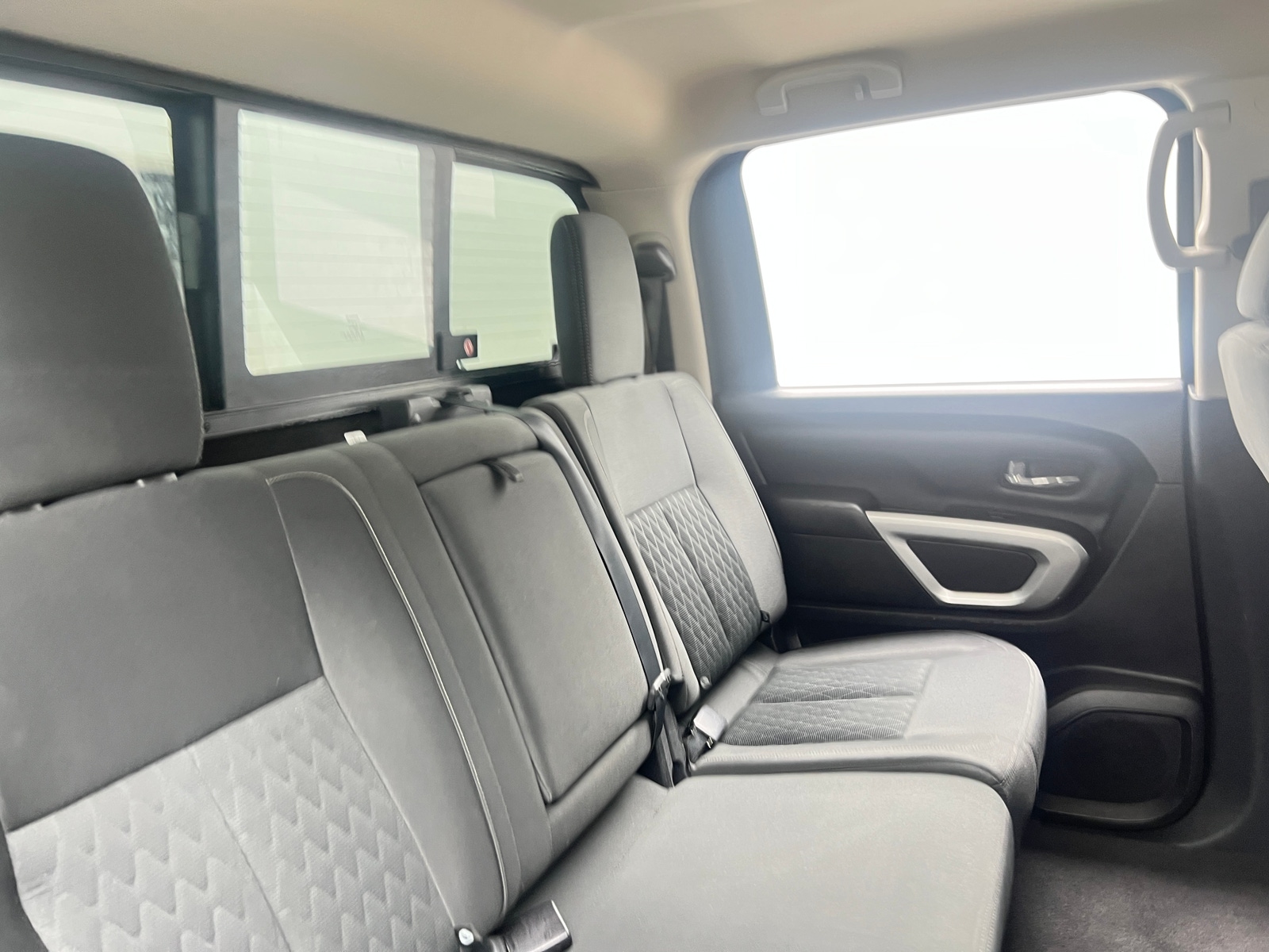 Thumbnail: 2017 Nissan Titan - 6