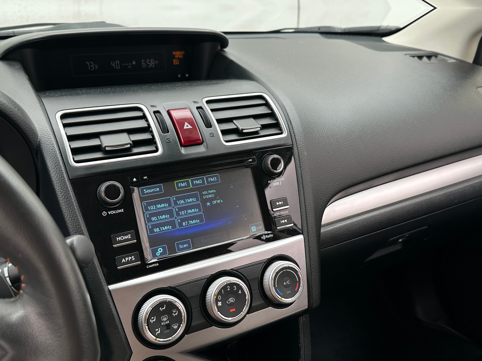 Thumbnail: 2017 Subaru Crosstrek - 4