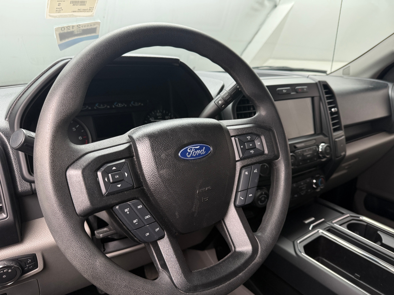 Thumbnail: 2017 Ford Econoline - 5