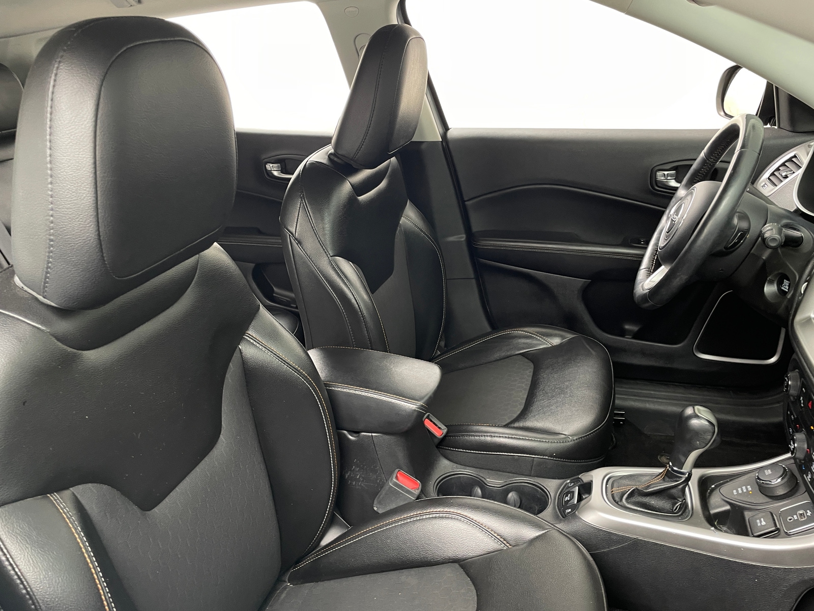 Thumbnail: 2018 Jeep Compass - 2