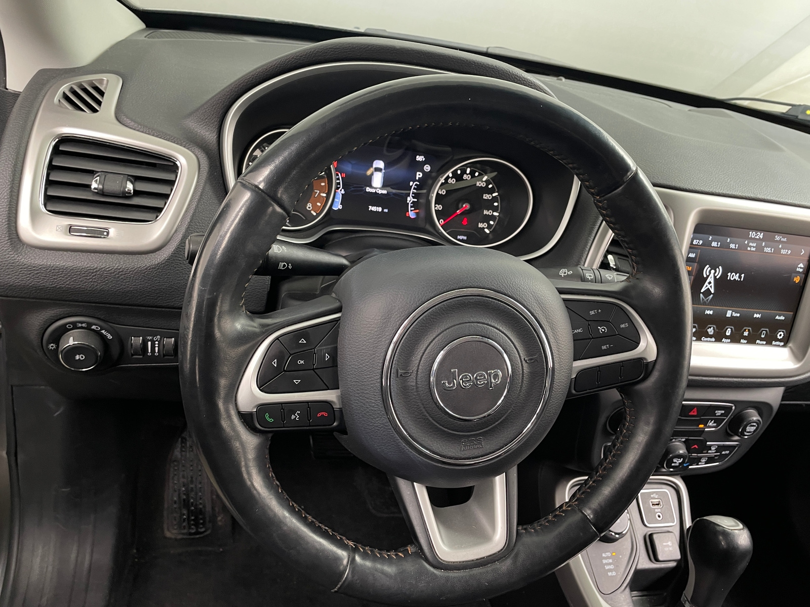 Thumbnail: 2018 Jeep Compass - 5