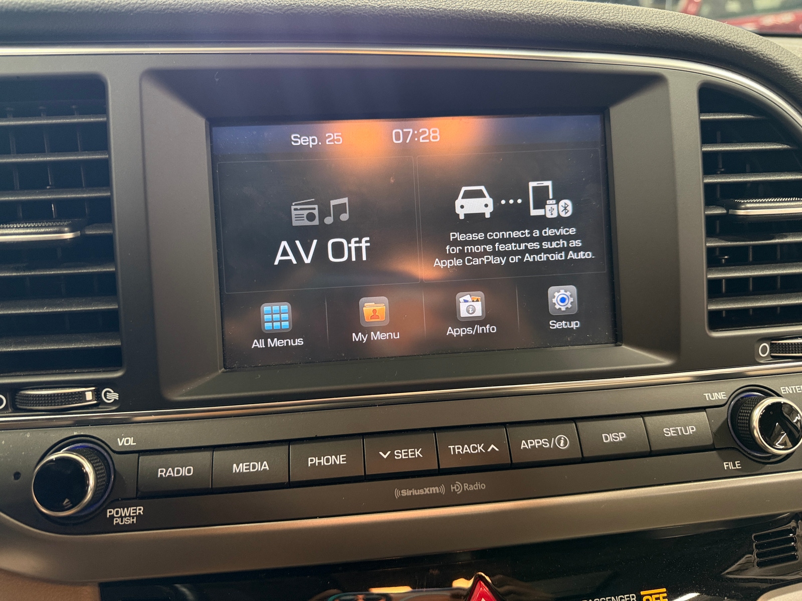 Thumbnail: 2017 Hyundai Elantra - 4