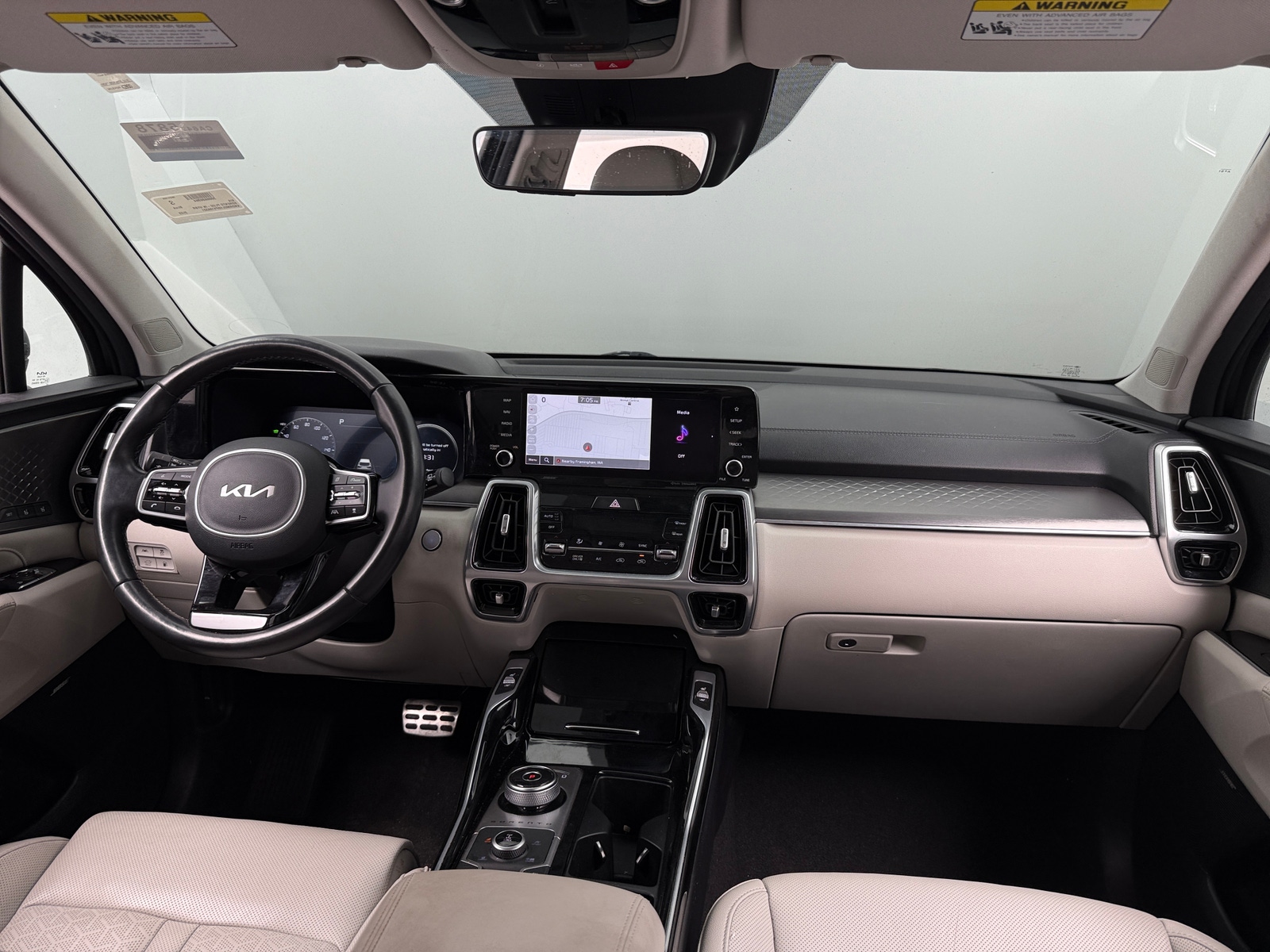 Thumbnail: 2023 Kia Sorento - 2