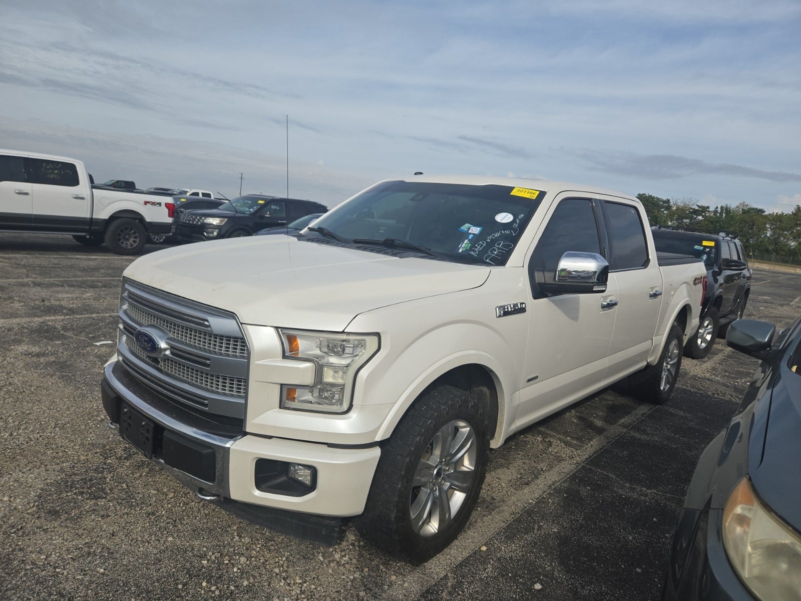 2017 Ford F-150 Platinum 4WD Supercrew 5.5' Box