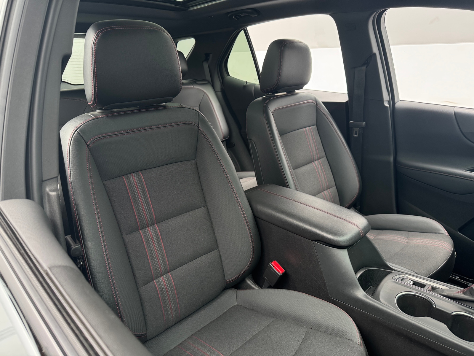 Thumbnail: 2024 Chevrolet Equinox - 2