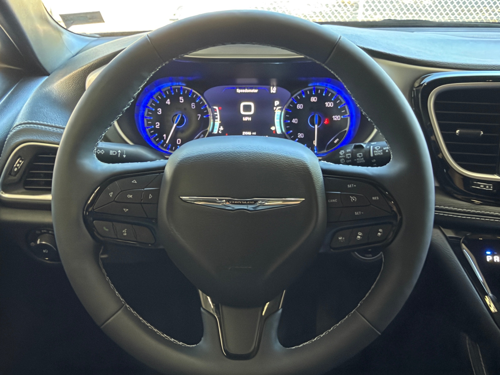 Thumbnail: 2025 Chrysler Pacifica - 4