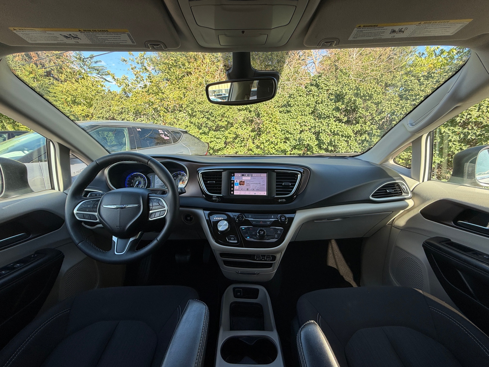 Thumbnail: 2024 Chrysler Voyager - 3