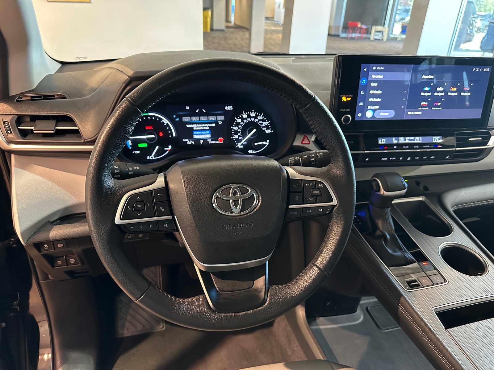 Thumbnail: 2025 Toyota Sienna - 5