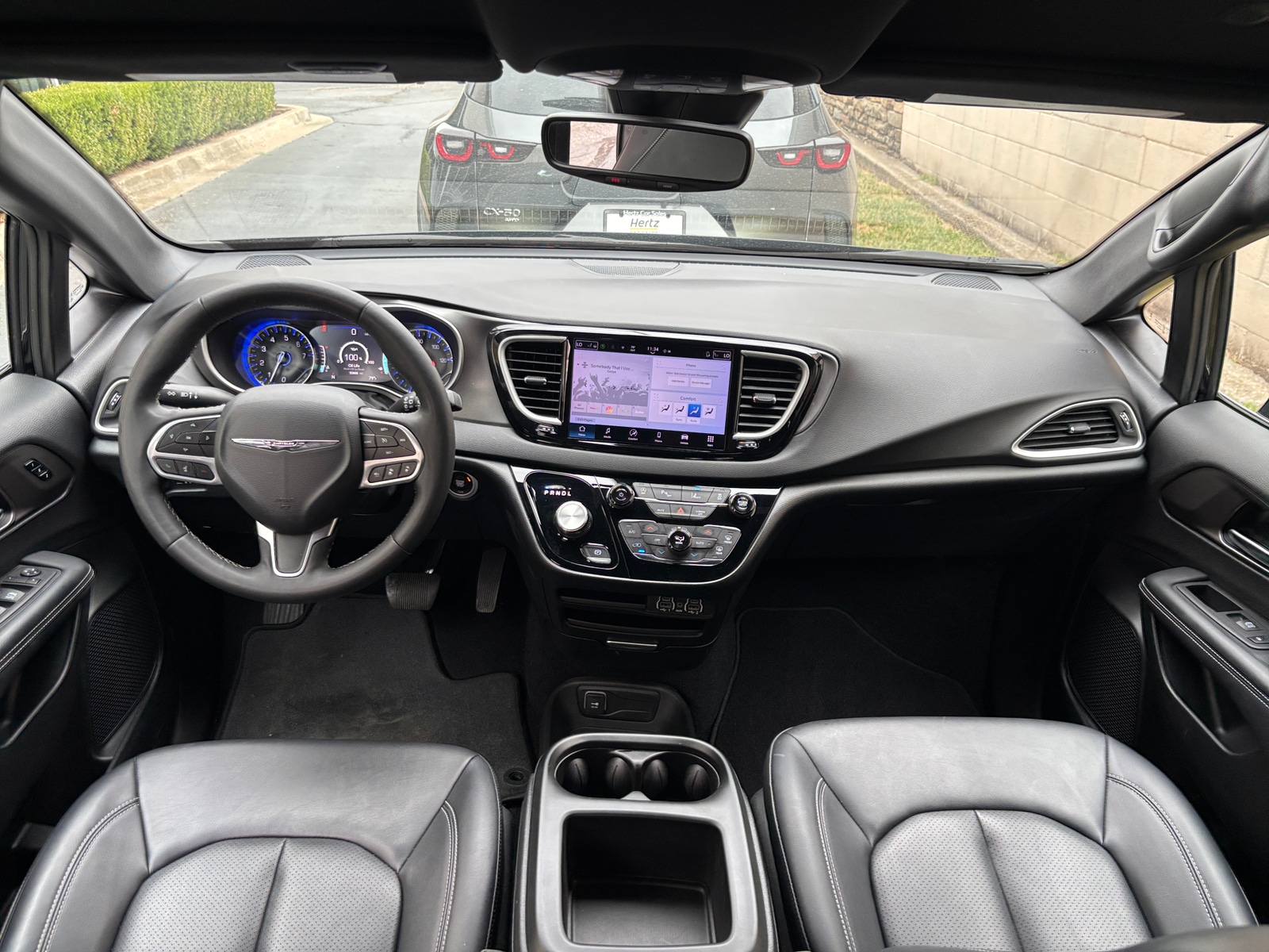Thumbnail: 2025 Chrysler Pacifica - 3