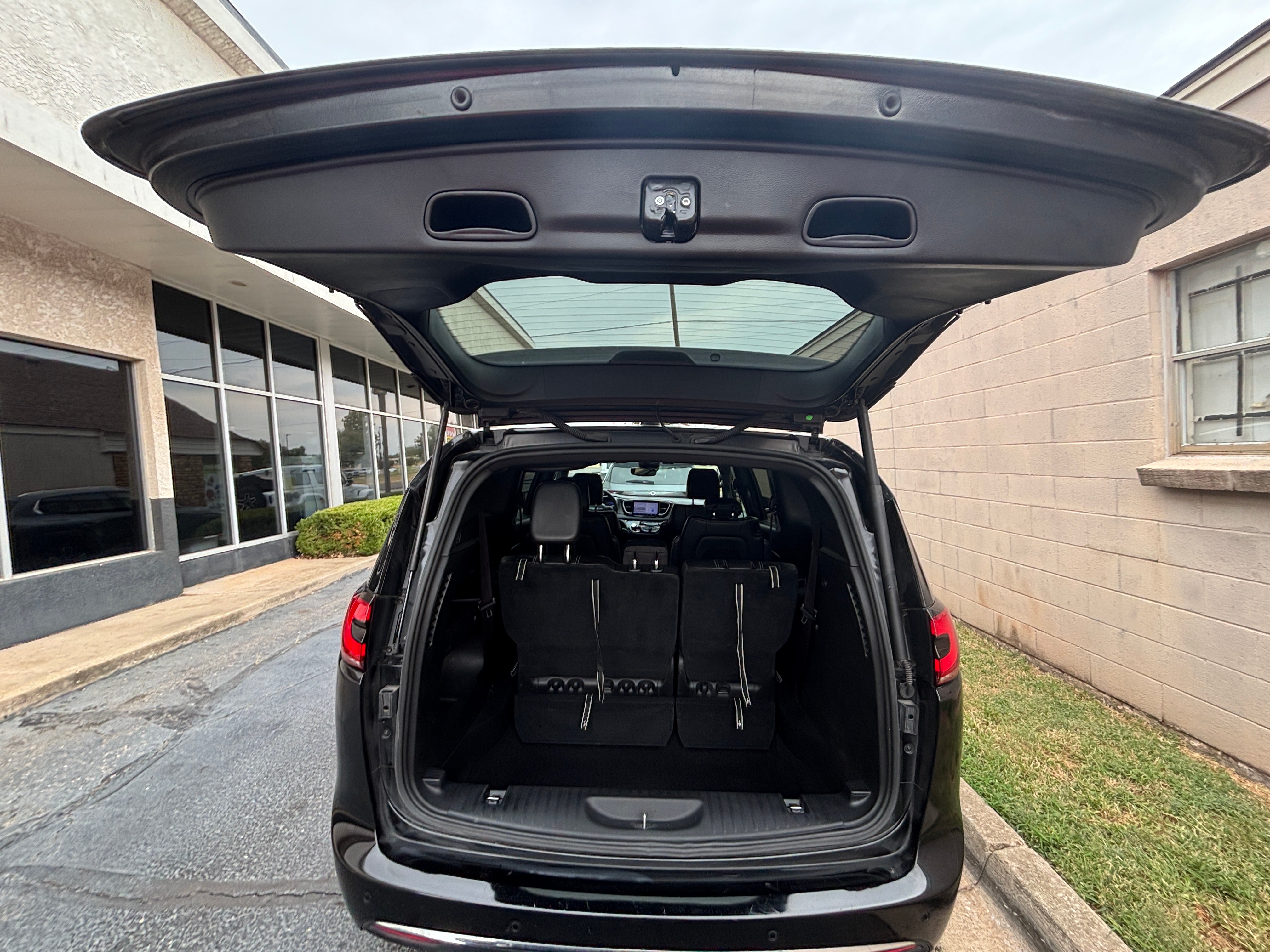 2025 Chrysler Pacifica