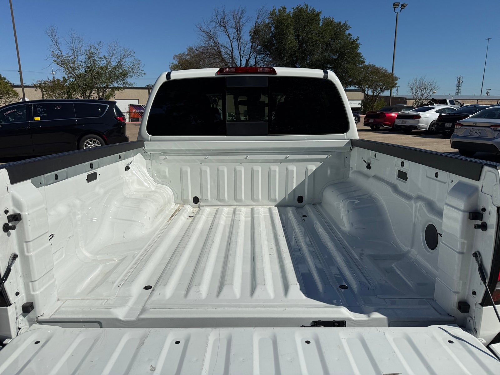 Thumbnail: 2026 Nissan Frontier - 7