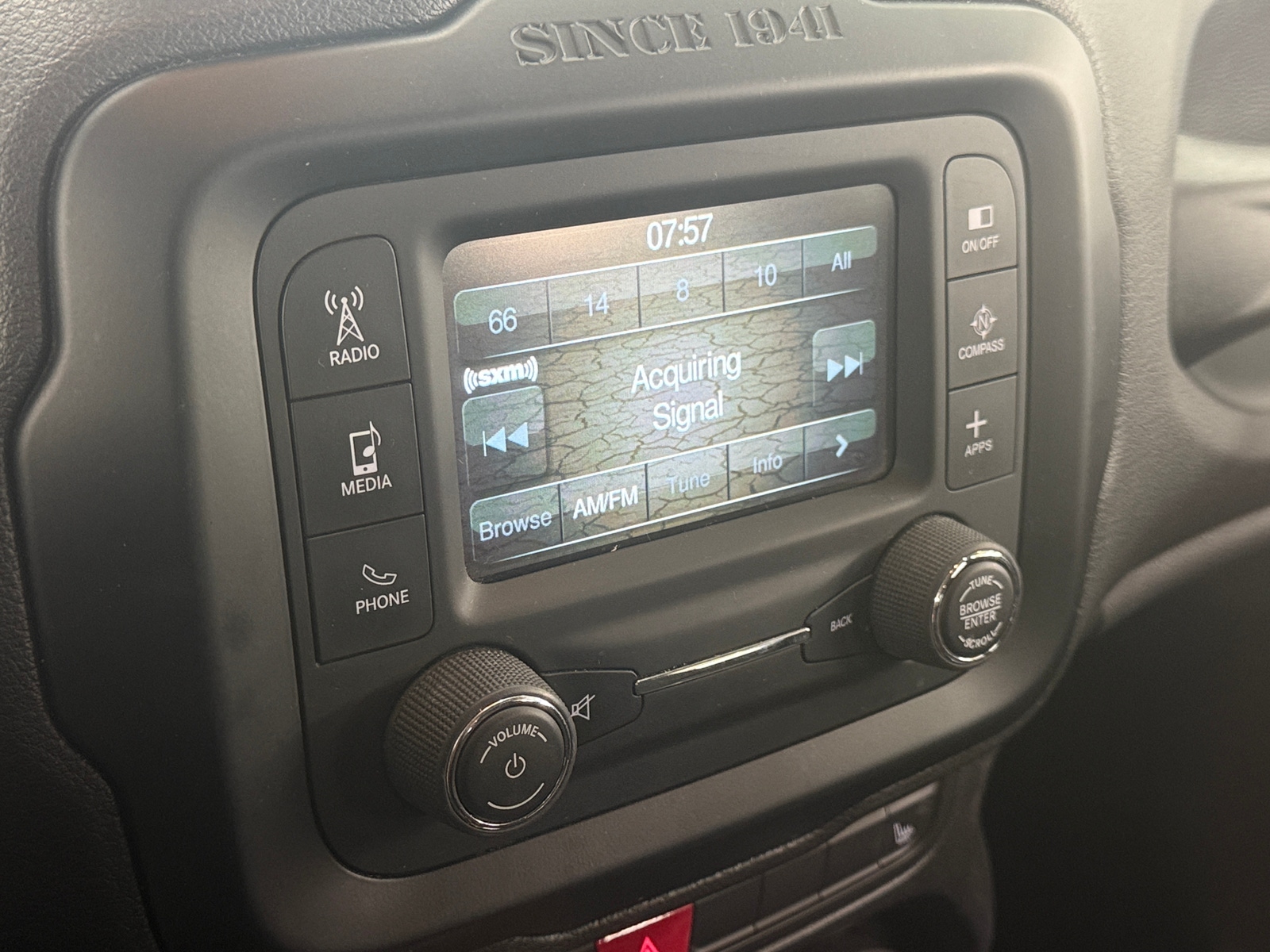 Thumbnail: 2017 Jeep Renegade - 4