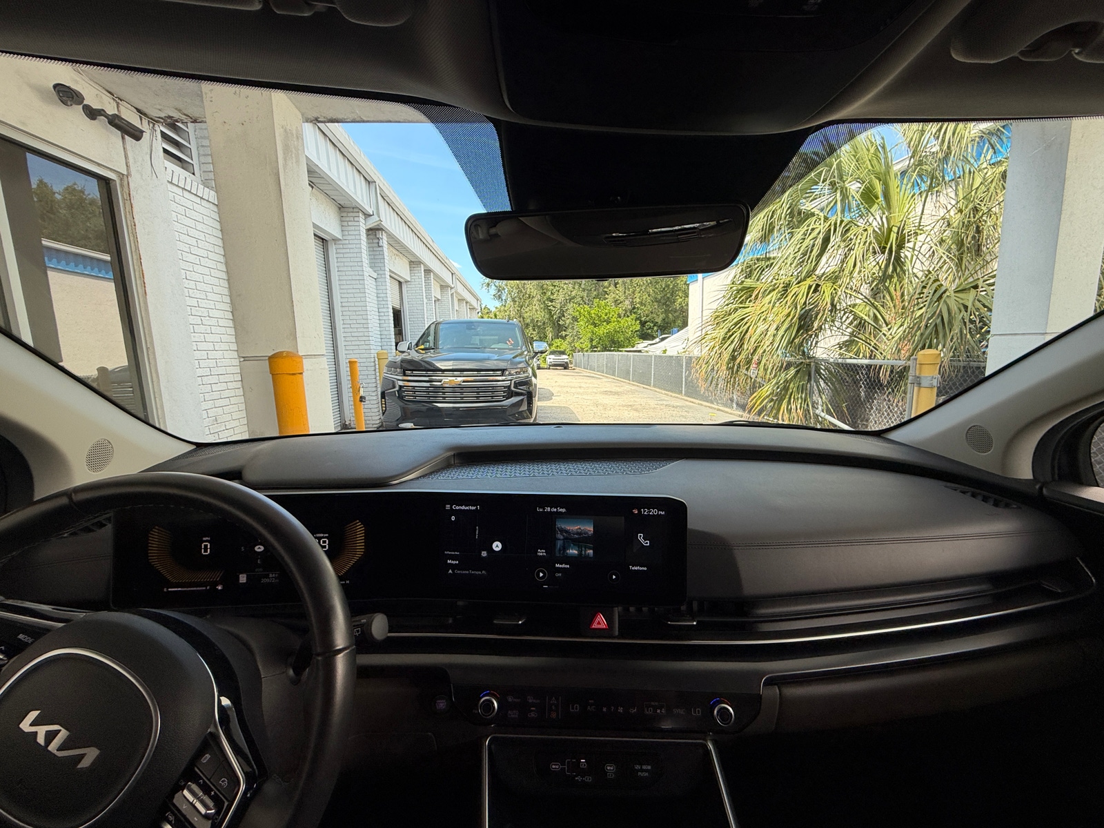 Thumbnail: 2026 Kia Carnival - 3