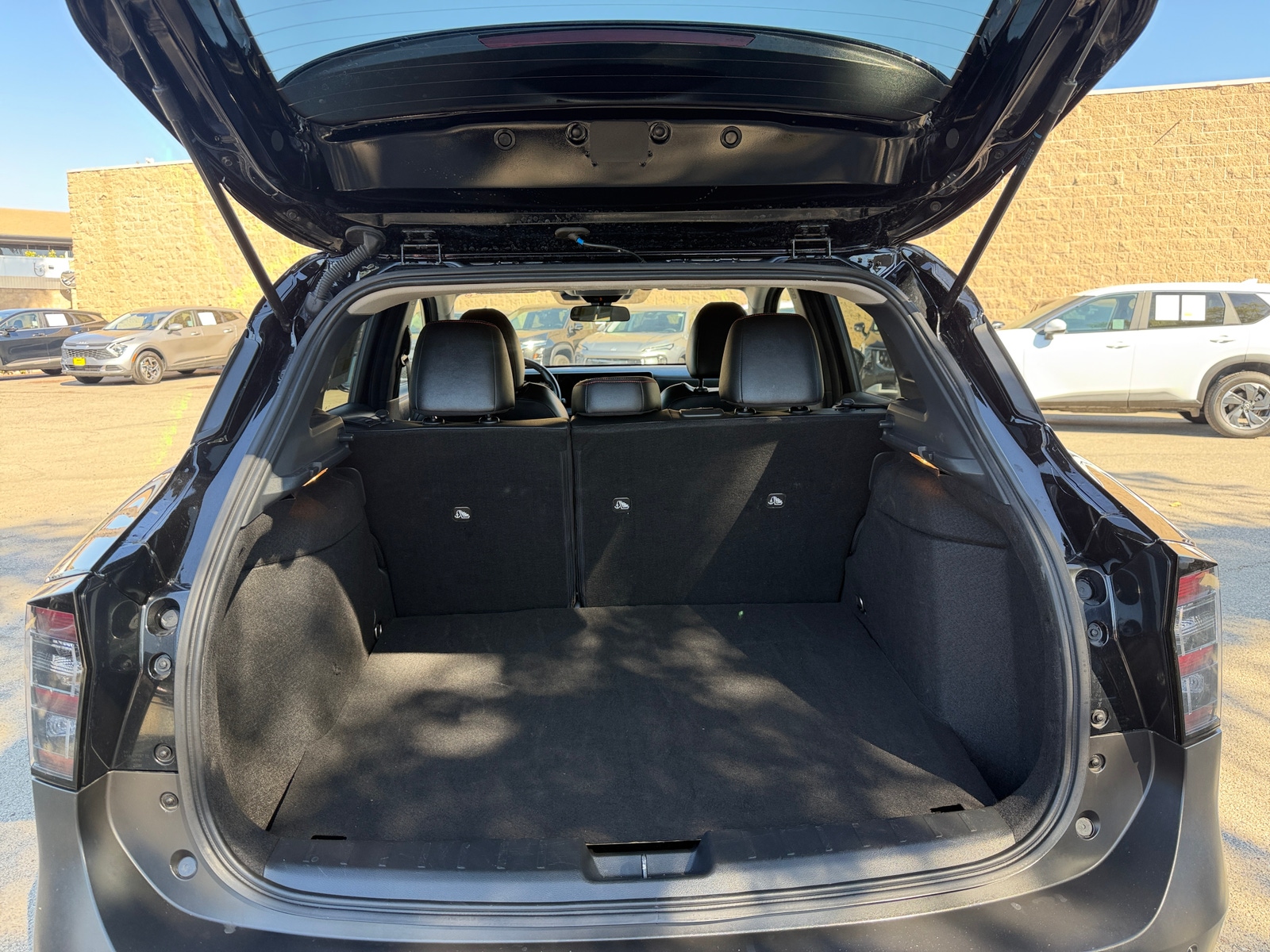 Thumbnail: 2026 Nissan Kicks - 6