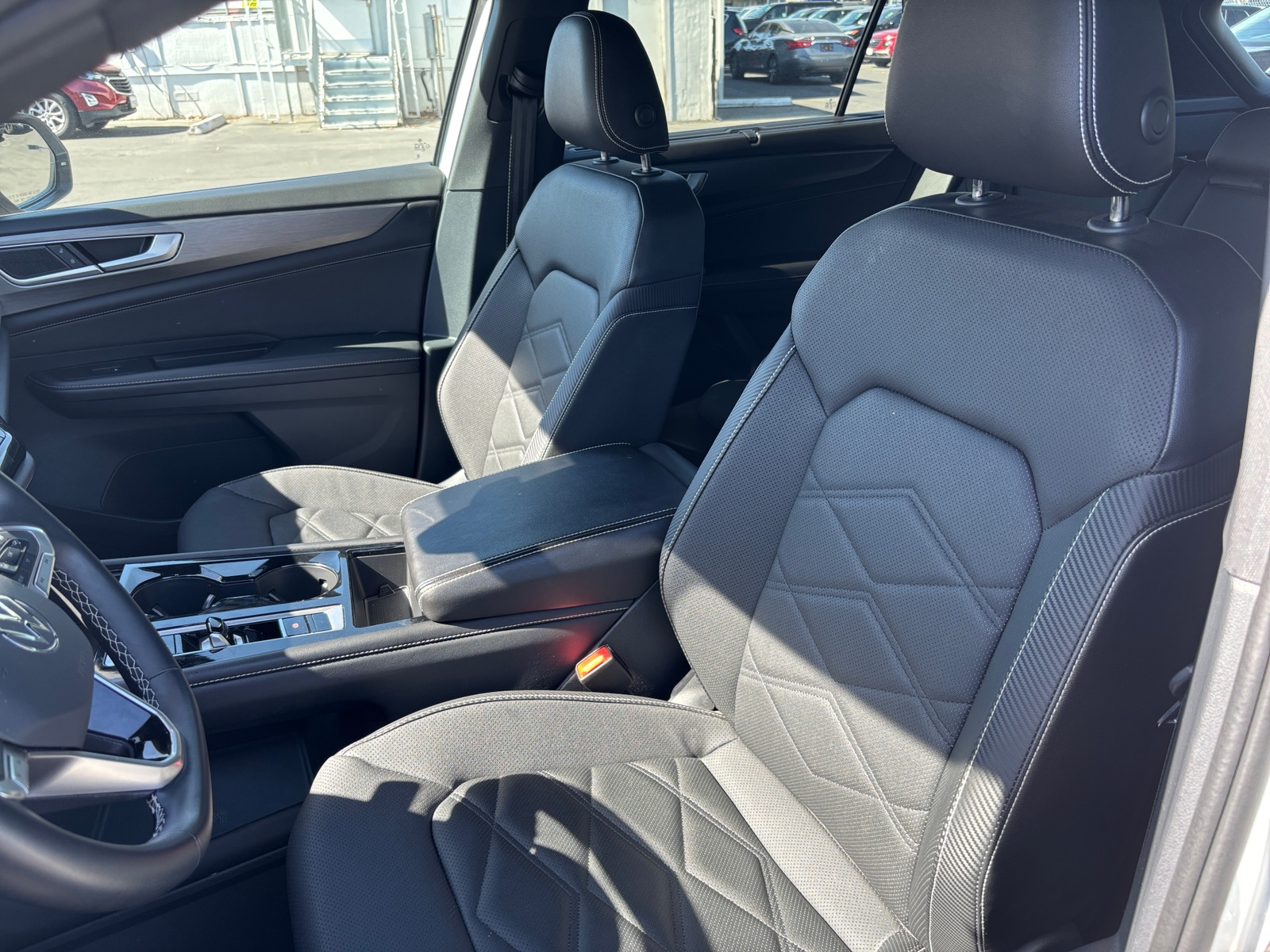 Thumbnail: 2025 Volkswagen Atlas - 2