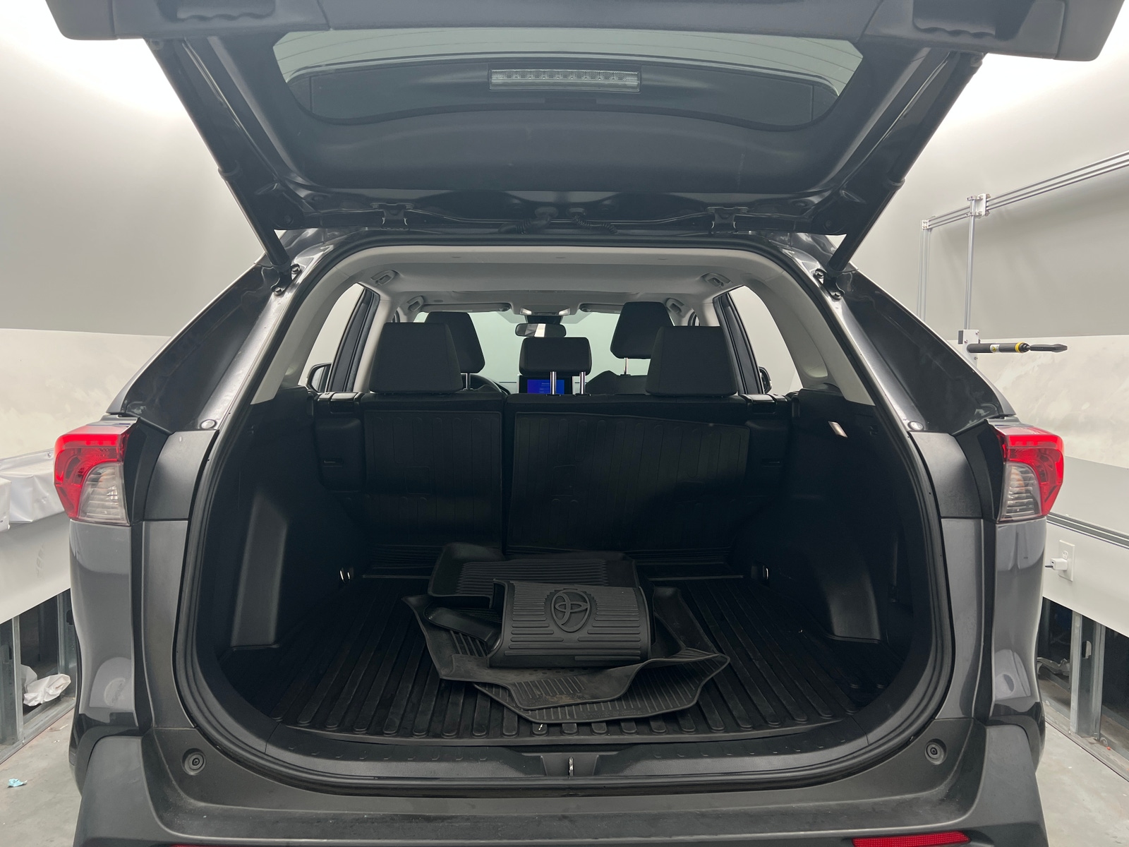 Thumbnail: 2023 Toyota RAV4 - 7