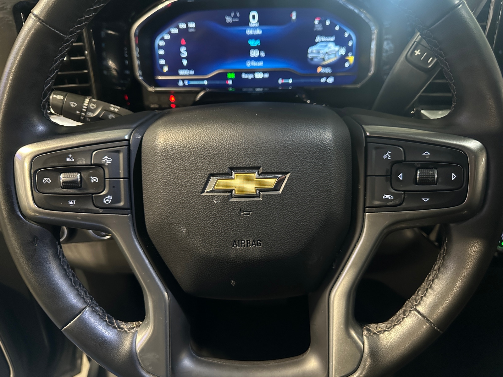 Thumbnail: 2023 Chevrolet Silverado 1500 - 5