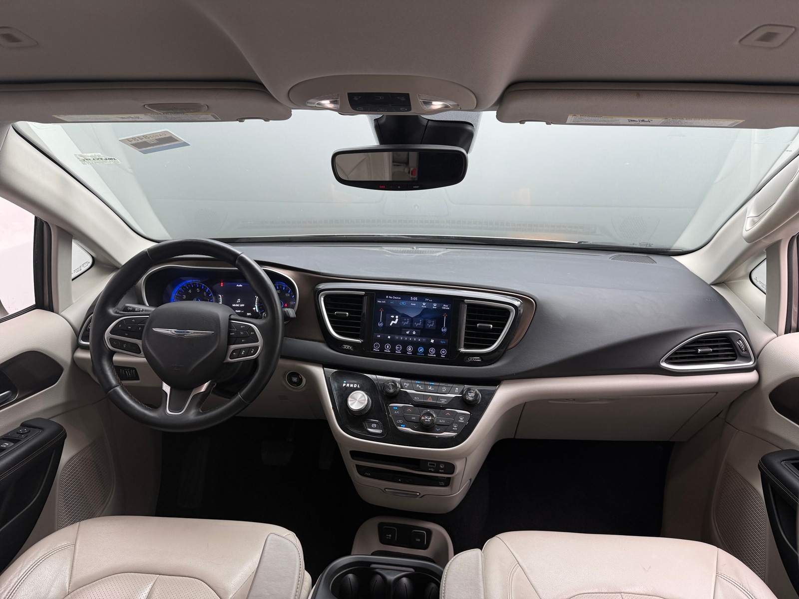 Thumbnail: 2018 Chrysler Pacifica - 2