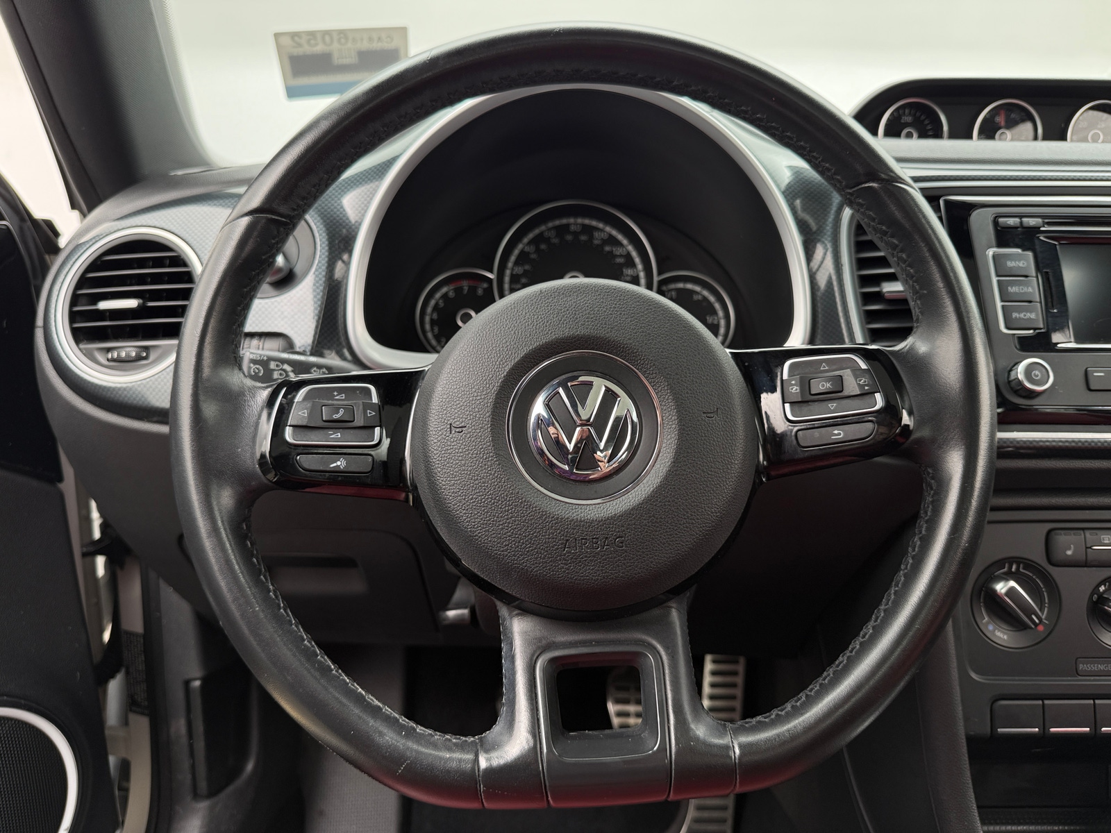 Thumbnail: 2013 Volkswagen Beetle - 4