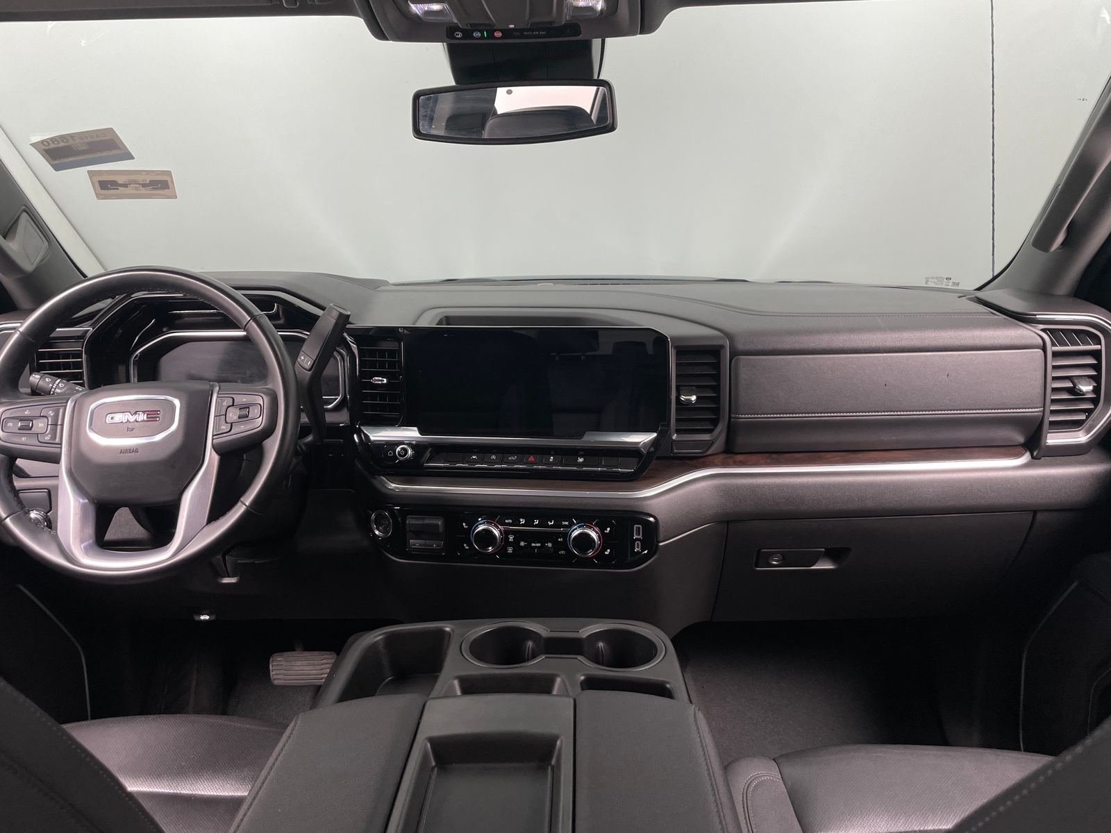 Thumbnail: 2025 GMC Sierra 1500 - 2