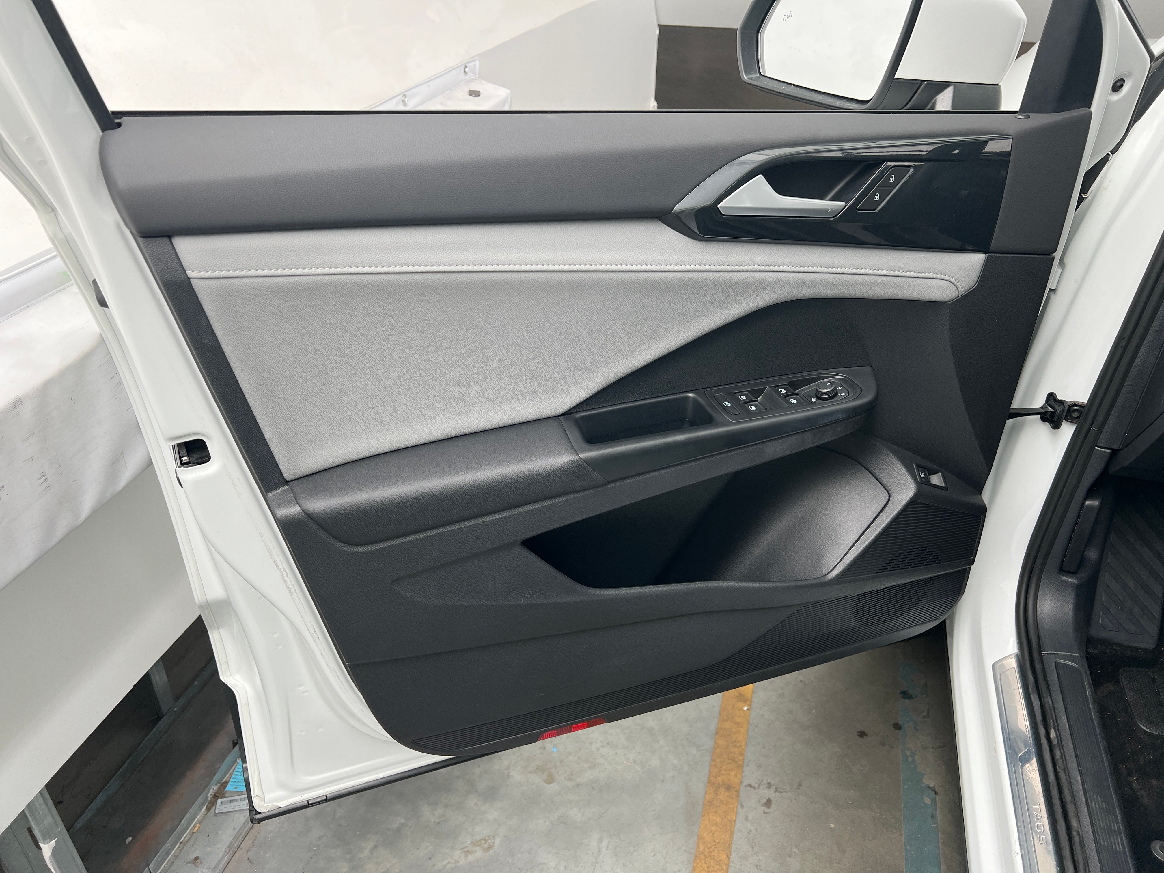 2022 Volkswagen Taos SEL