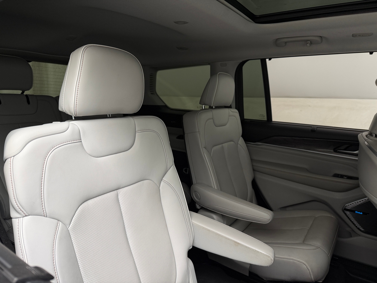Thumbnail: 2021 Jeep Grand Cherokee L - 5