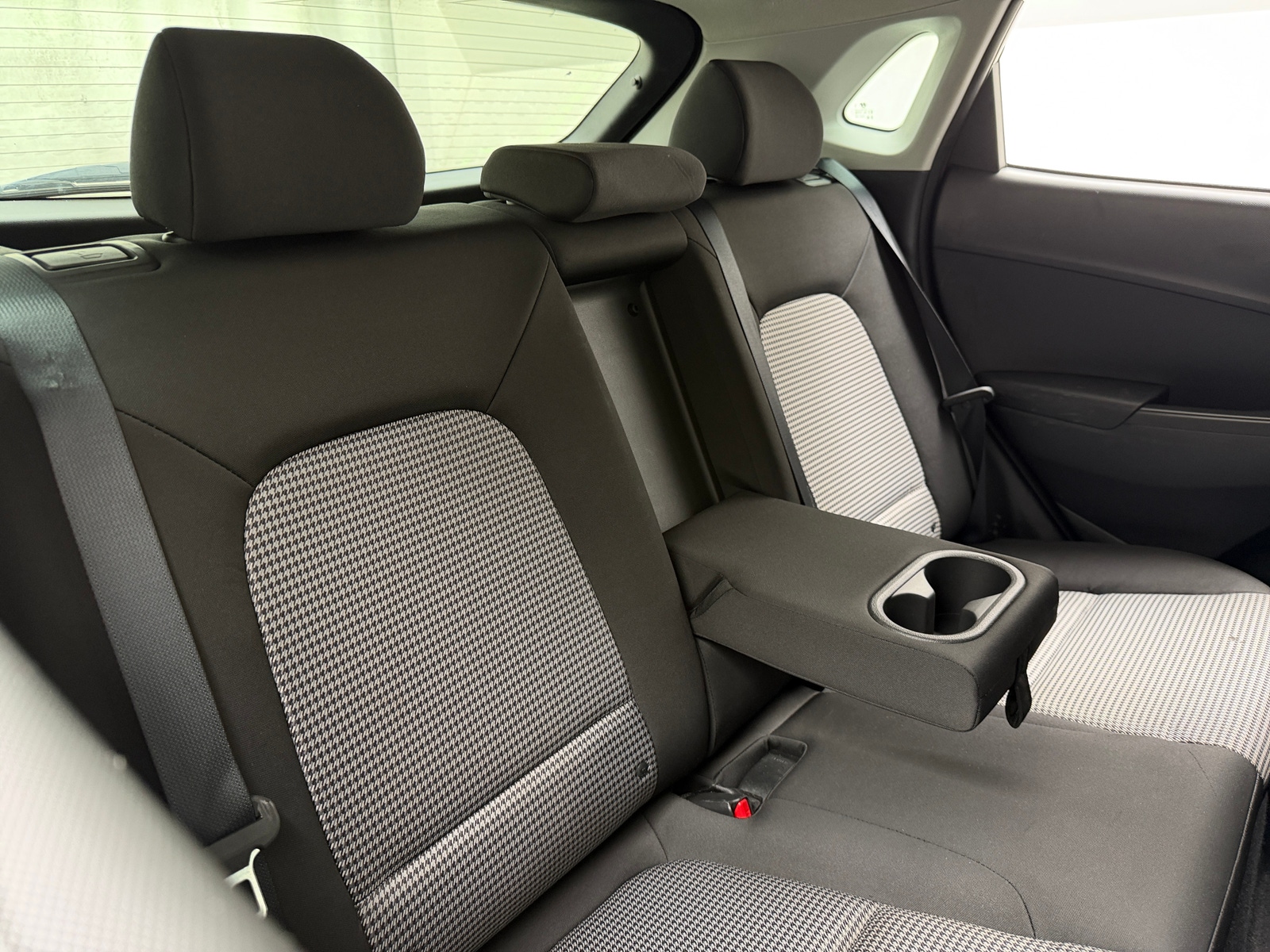 Thumbnail: 2020 Hyundai Kona - 6