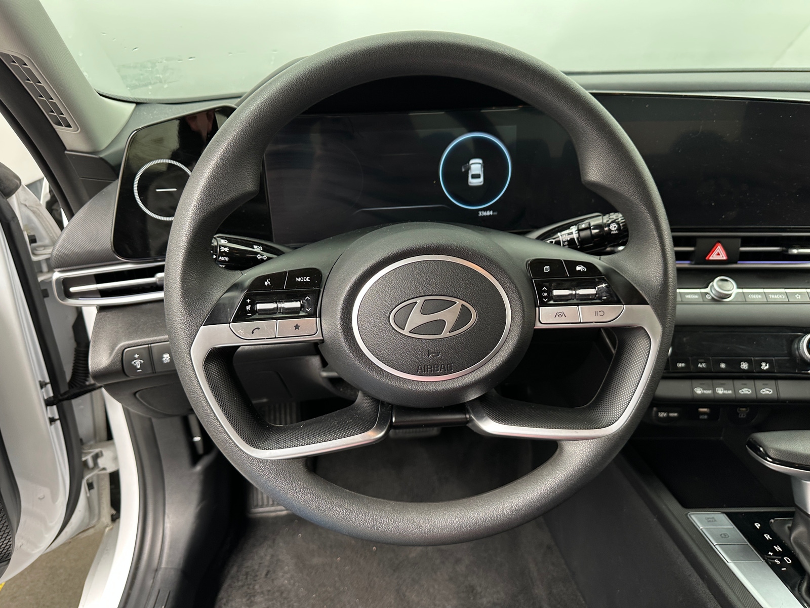 Thumbnail: 2024 Hyundai Elantra - 5