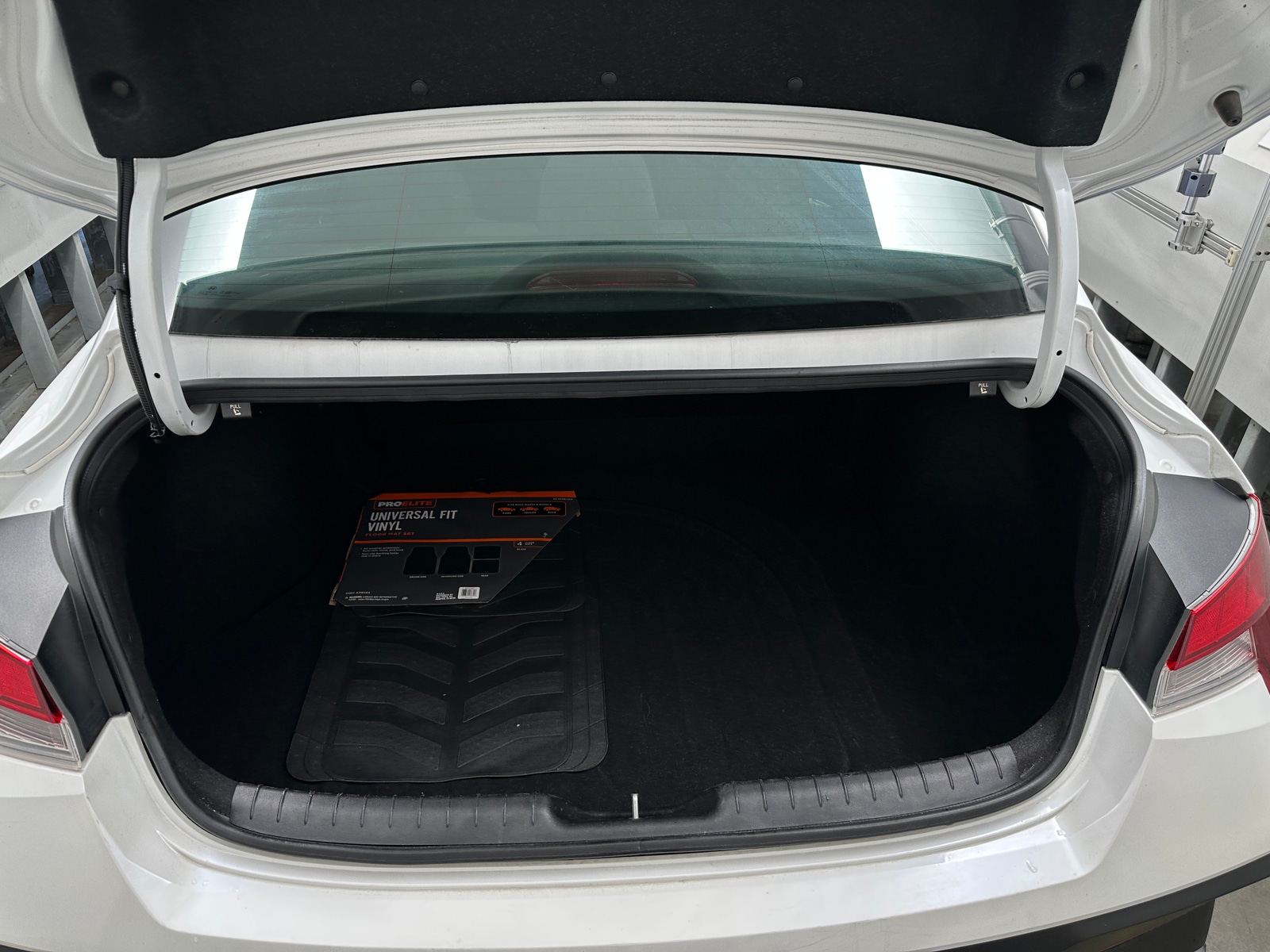 Thumbnail: 2024 Hyundai Elantra - 7