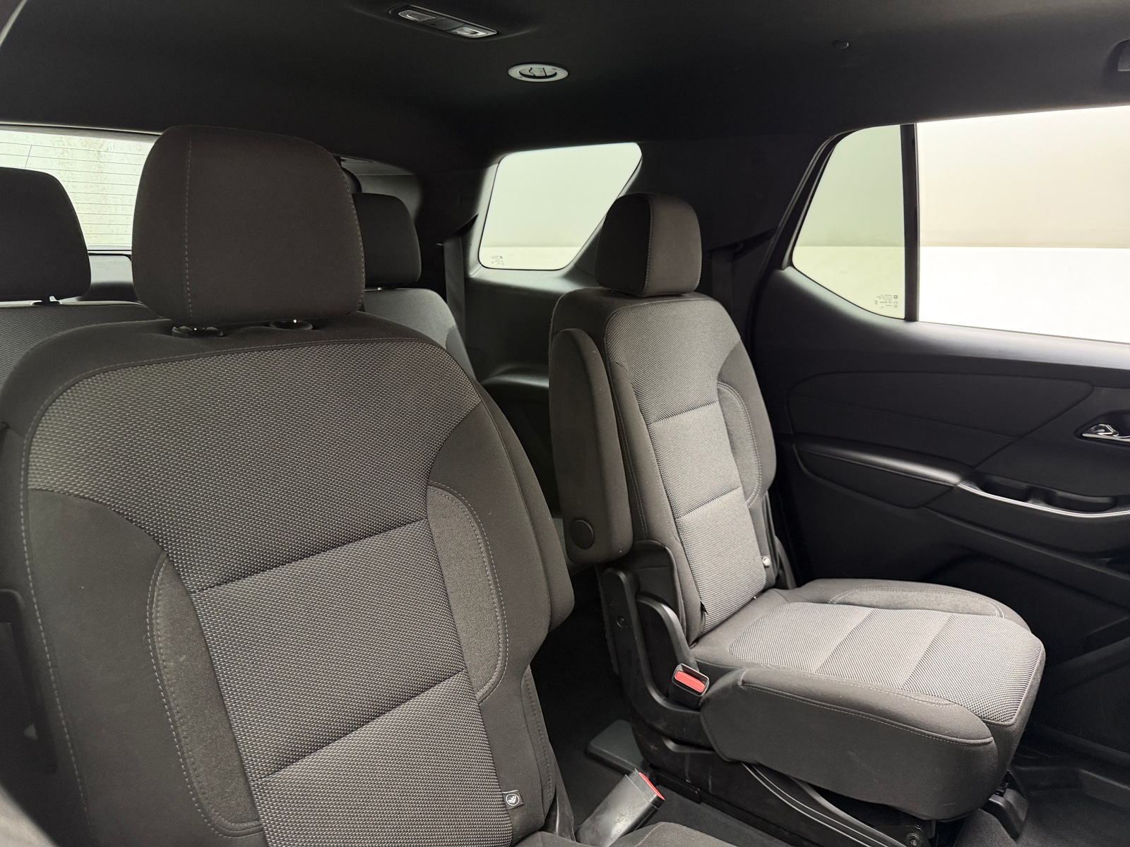 Thumbnail: 2022 Chevrolet Traverse - 6