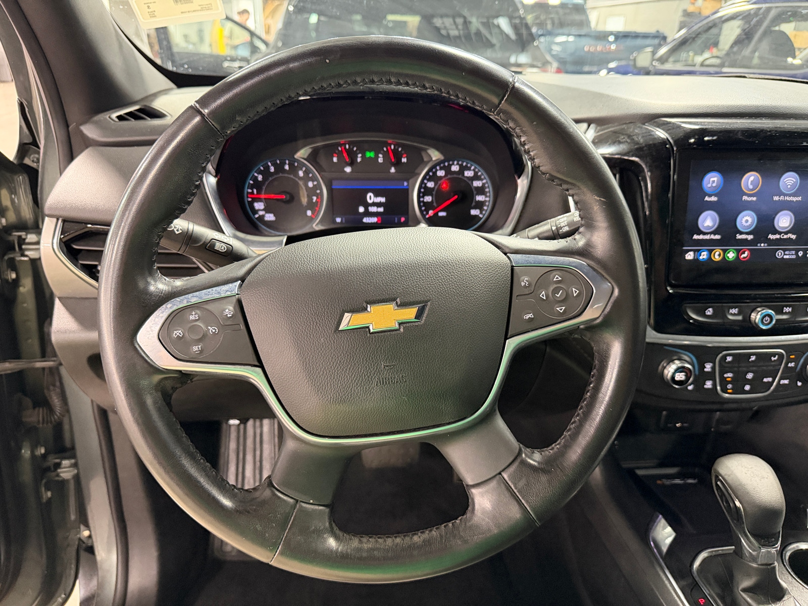 Thumbnail: 2022 Chevrolet Traverse - 5