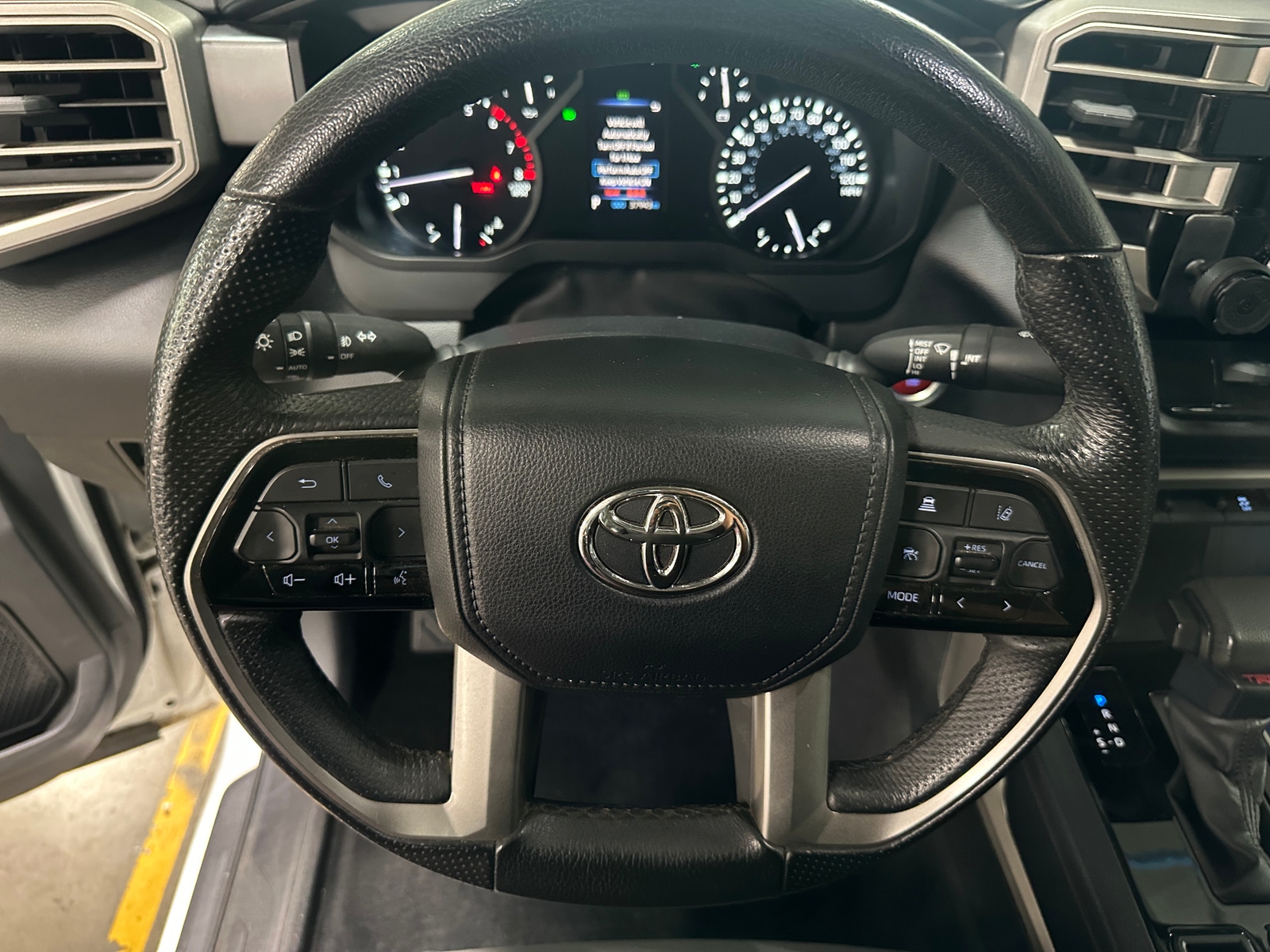 Thumbnail: 2024 Toyota Tundra - 5