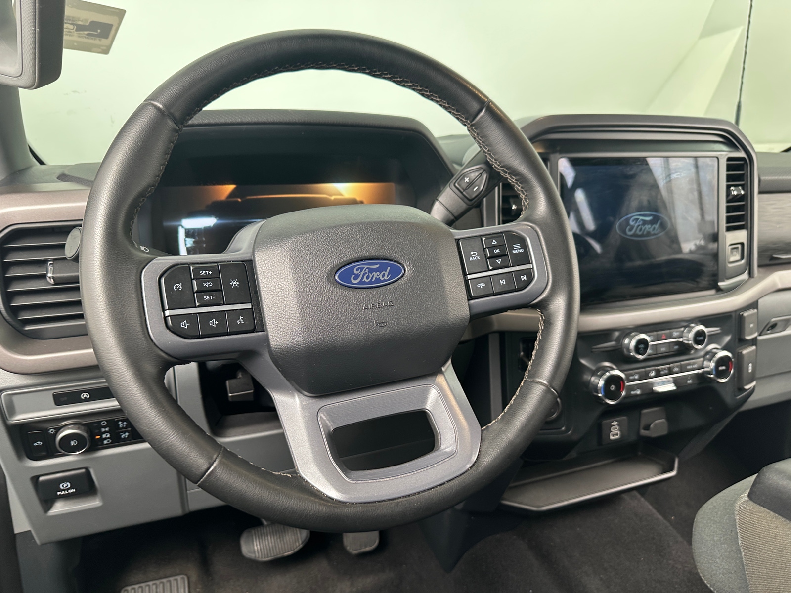 Thumbnail: 2025 Ford Econoline - 5