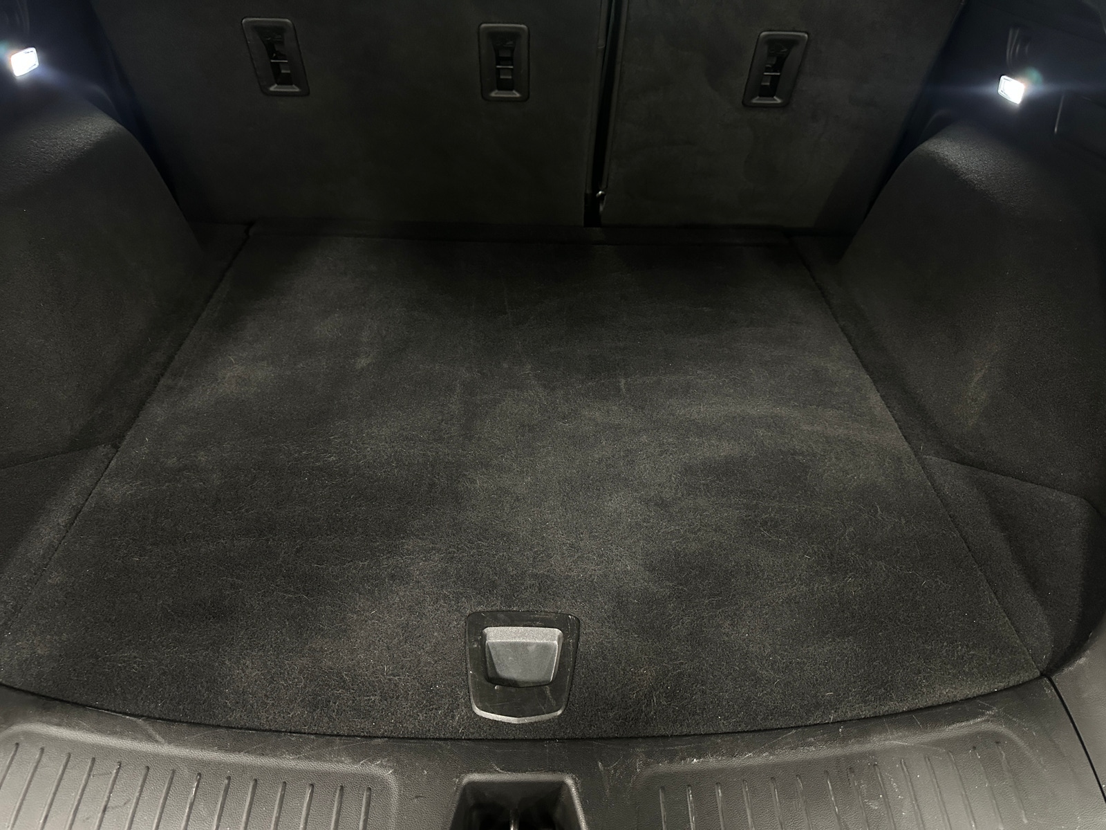 Thumbnail: 2021 Cadillac XT5 - 6