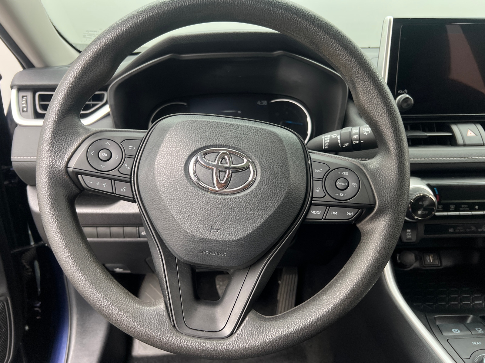 Thumbnail: 2024 Toyota RAV4 - 5