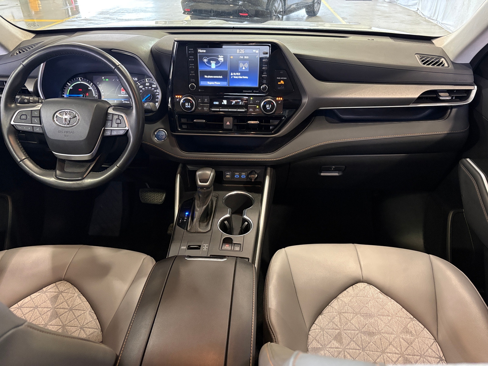 Thumbnail: 2022 Toyota Highlander - 3