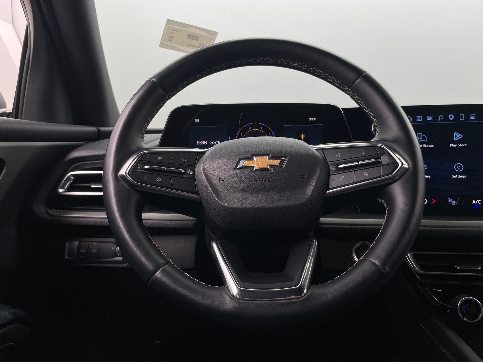 Thumbnail: 2025 Chevrolet Traverse - 4