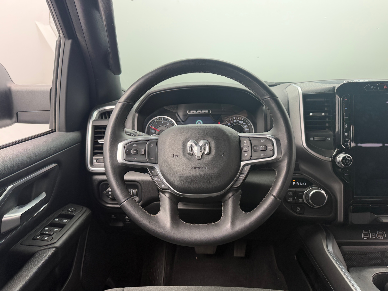 Thumbnail: 2025 RAM 1500 - 5