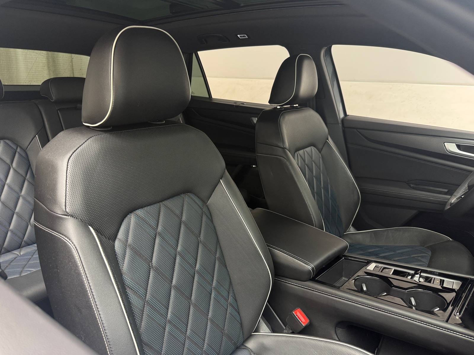 Thumbnail: 2024 Volkswagen Atlas - 2