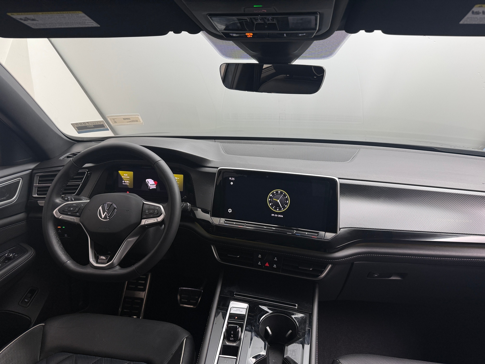 Thumbnail: 2024 Volkswagen Atlas - 3