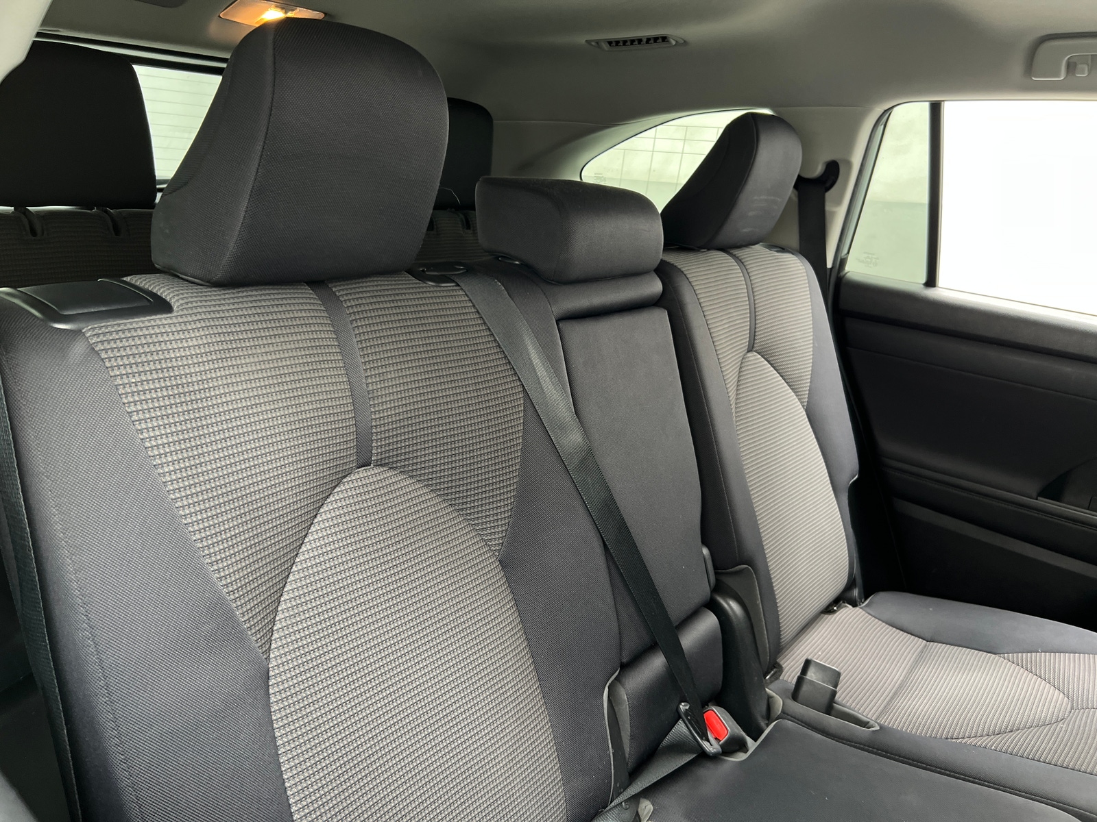 Thumbnail: 2020 Toyota Highlander - 6