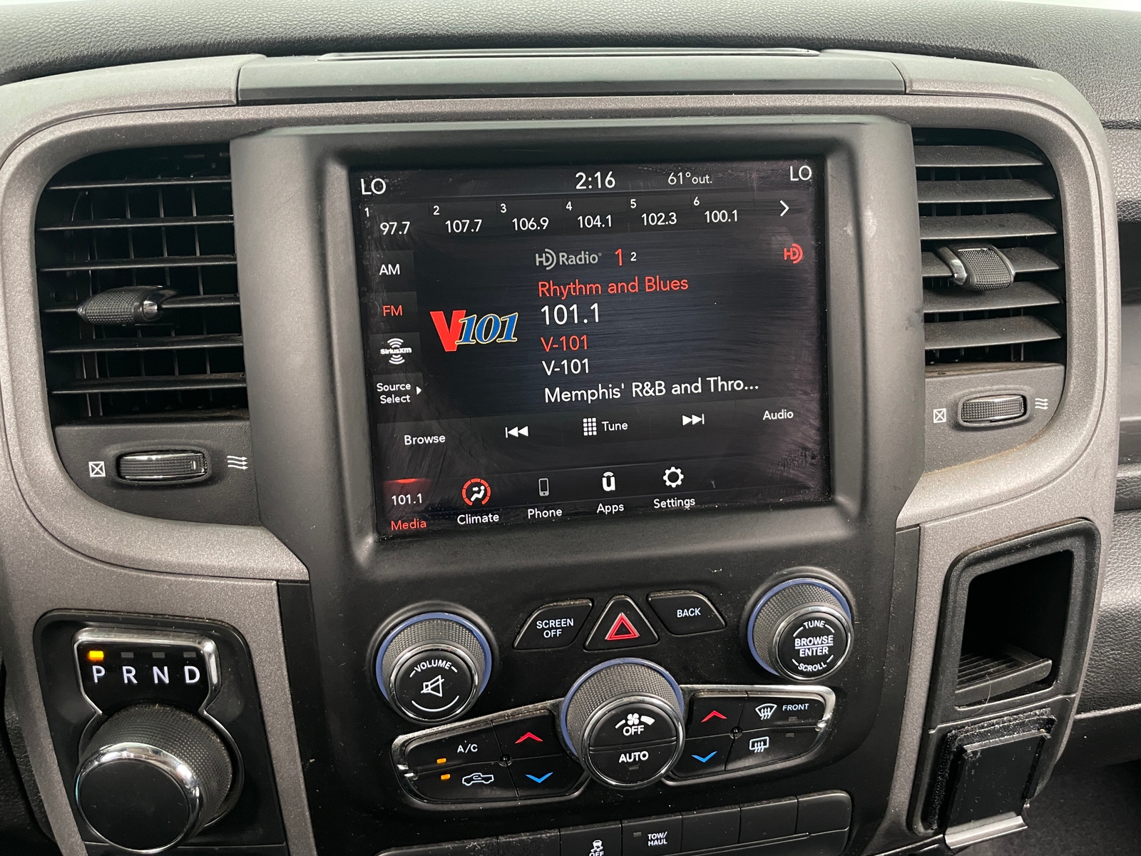 Thumbnail: 2021 RAM 1500 Classic - 4