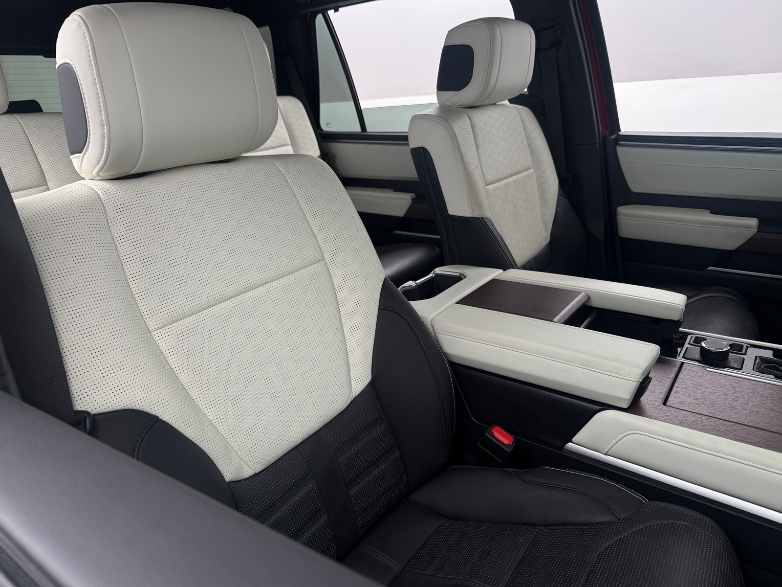 Thumbnail: 2023 Toyota Sequoia - 2