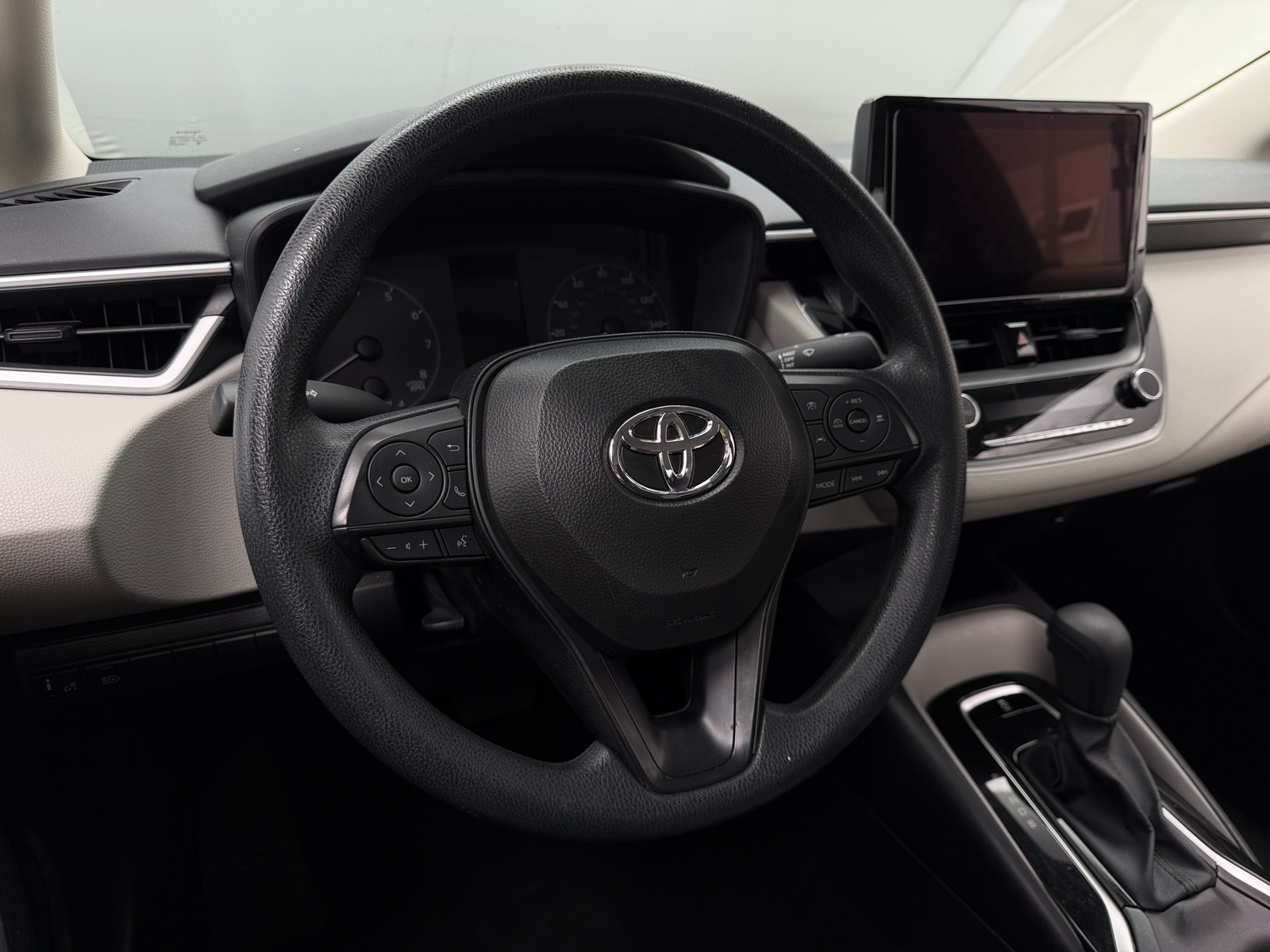 Thumbnail: 2025 Toyota Corolla - 5