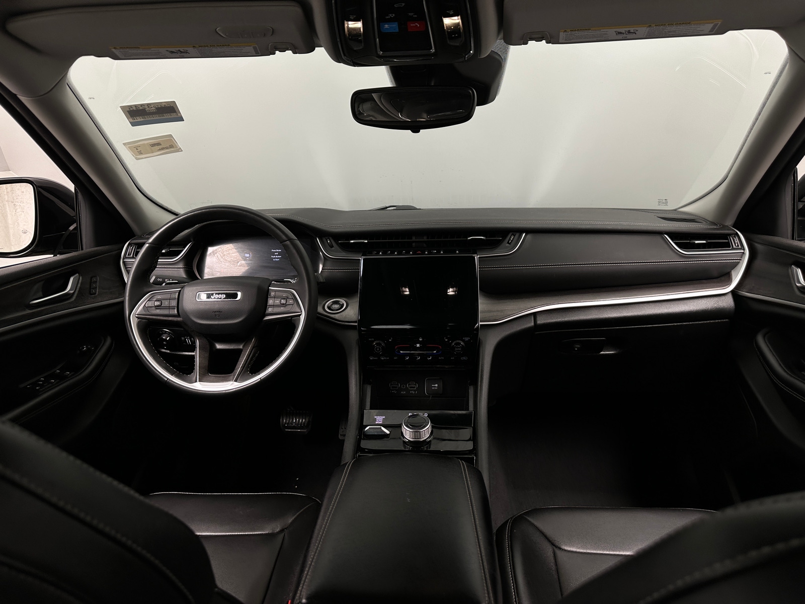 Thumbnail: 2023 Jeep Grand Cherokee L - 2