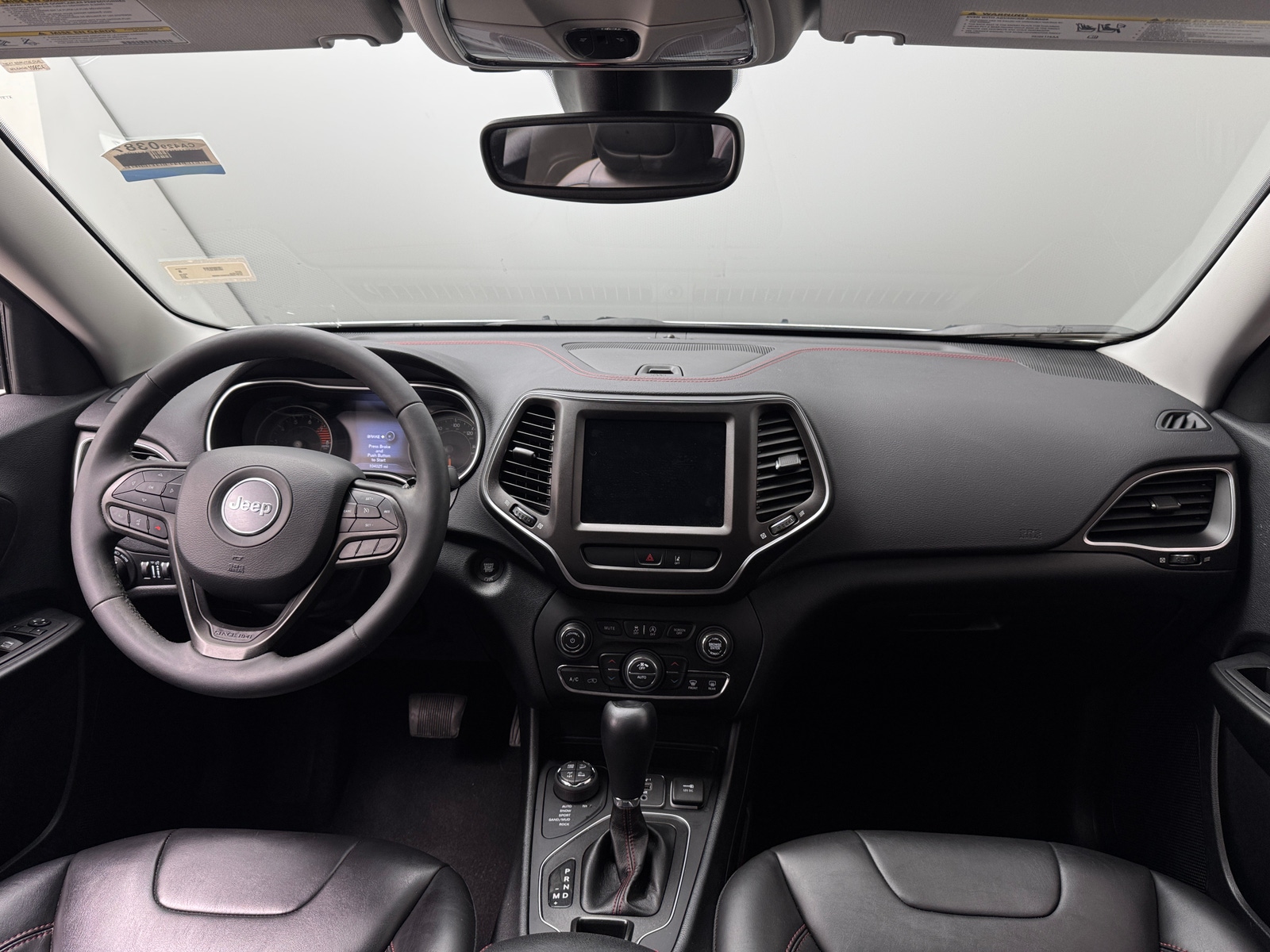 Thumbnail: 2022 Jeep Cherokee - 3