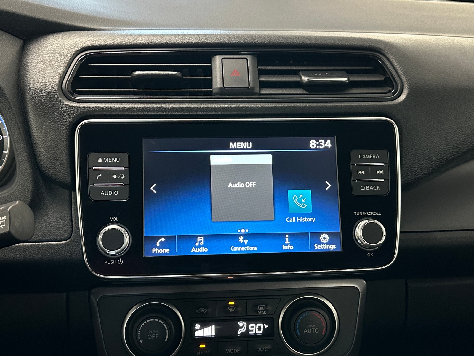 Thumbnail: 2025 Nissan Leaf - 4