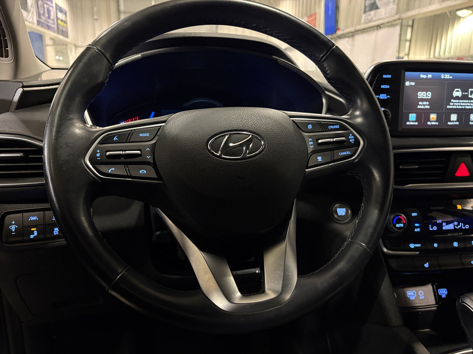Thumbnail: 2019 Hyundai Santa Fe - 5