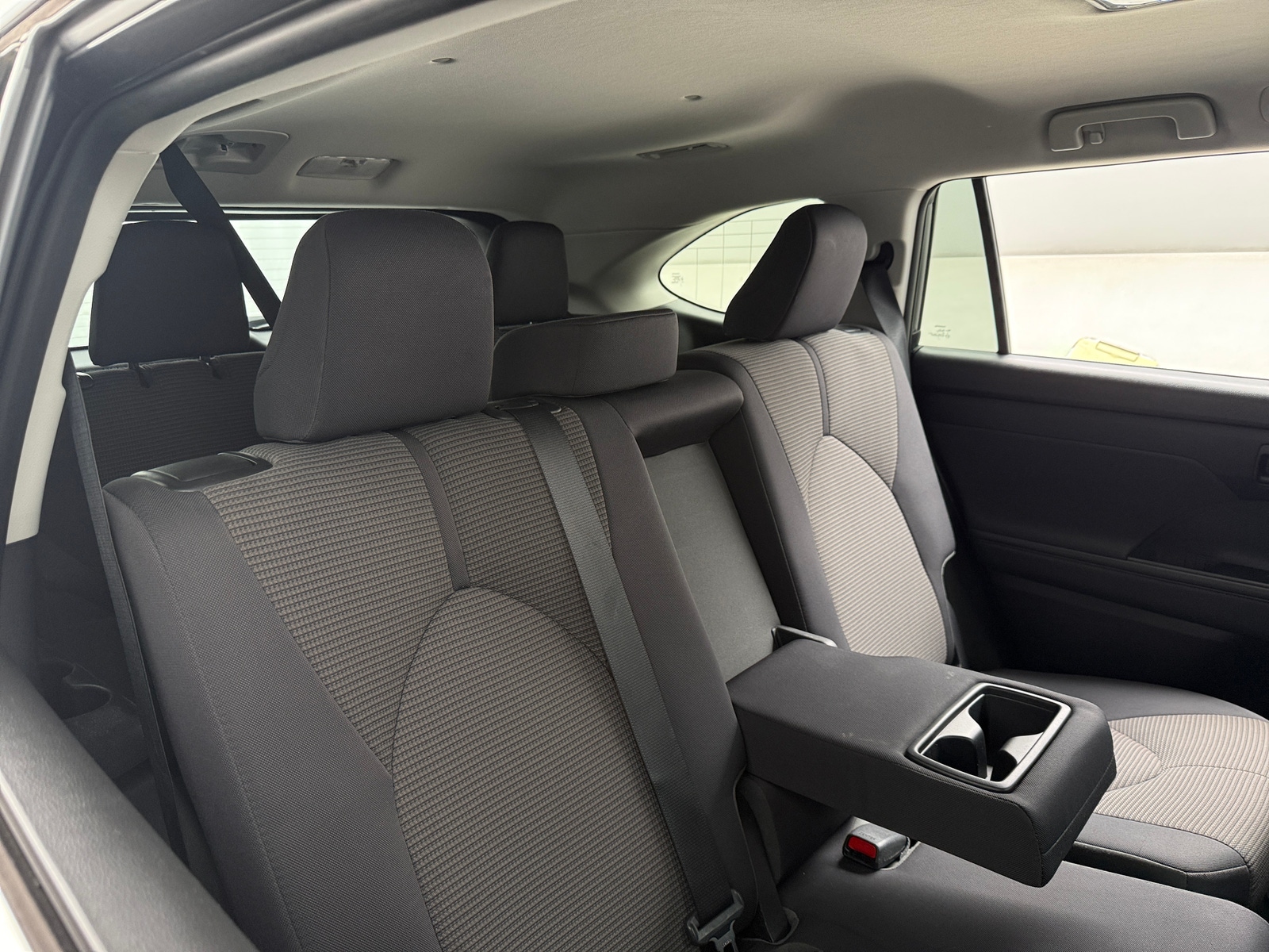 Thumbnail: 2022 Toyota Highlander - 6